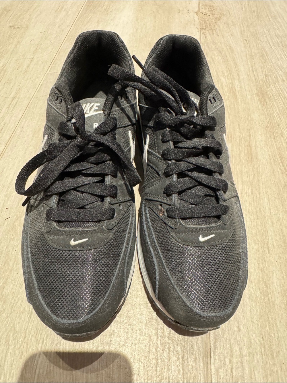 Nike Women’s Black Air Max size 8